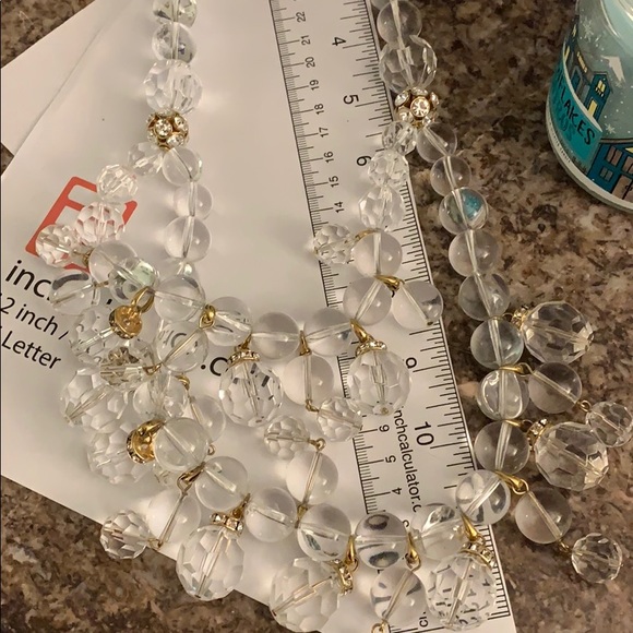 J. Crew festive clear and gold tone noticed two beads have cracks - Picture 5 of 9